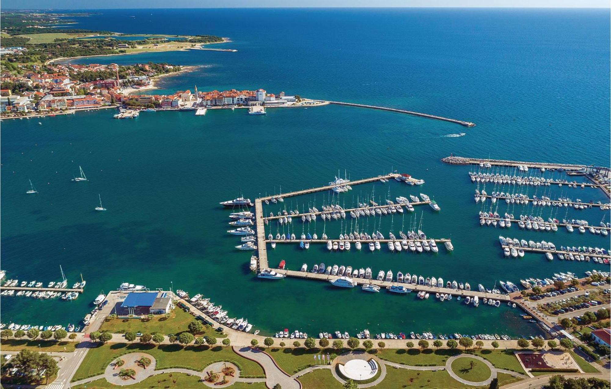 Stunning Apartment In Umag With Wifi מראה חיצוני תמונה